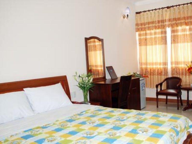 Ha Long Hotel Chau Doc Exteriör bild